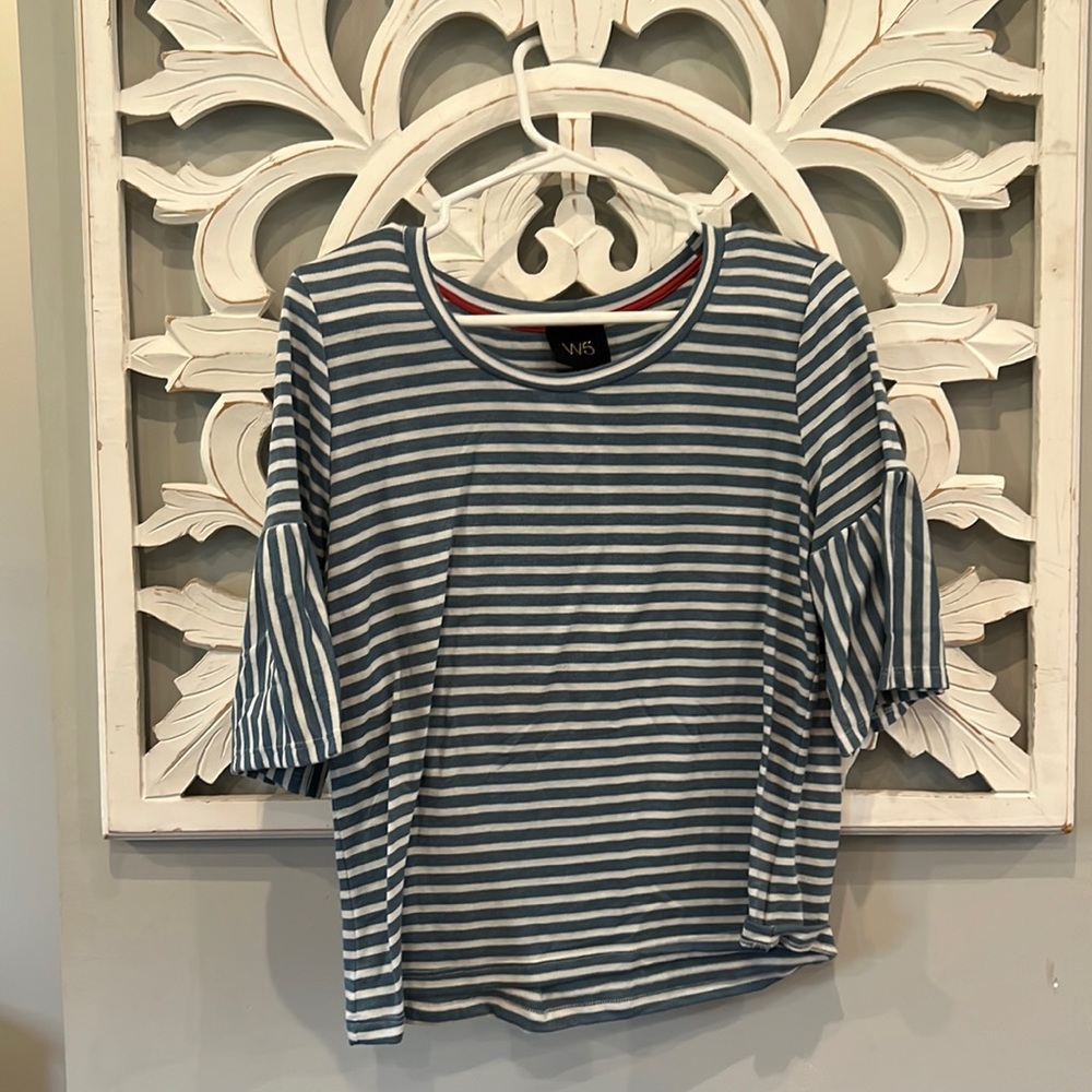 Blue & white Flutter sleeve top